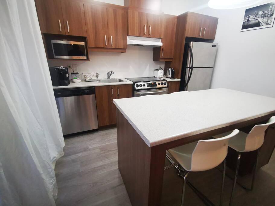 Lovely Studio In Longueuil, Near Downtown Montreal Apartment Exterior photo