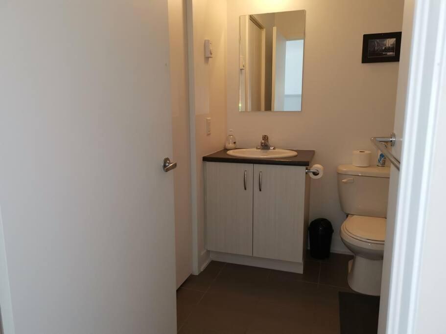 Lovely Studio In Longueuil, Near Downtown Montreal Apartment Exterior photo