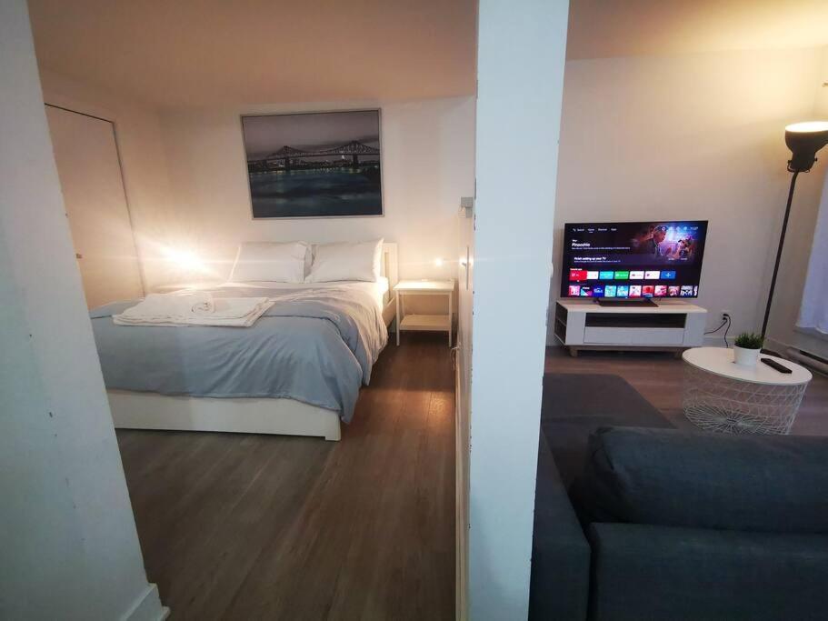 Lovely Studio In Longueuil, Near Downtown Montreal Apartment Exterior photo